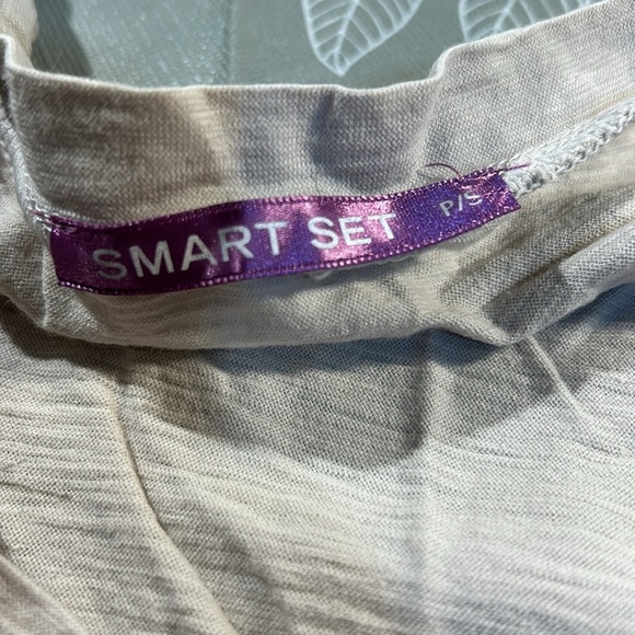 Ladies Smart Set T-Shirt. - Picture 4 of 7